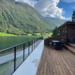 Golden - Panorama I سترين