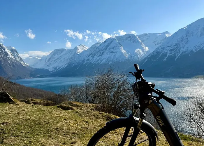 Golden - Panorama I * Stryn